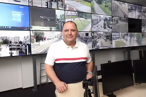Új vezetővel a megkezdett úton